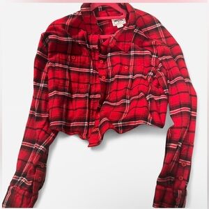 American Eagle Outfitters Red Plaid Cropped Womens Button Down Shirt
